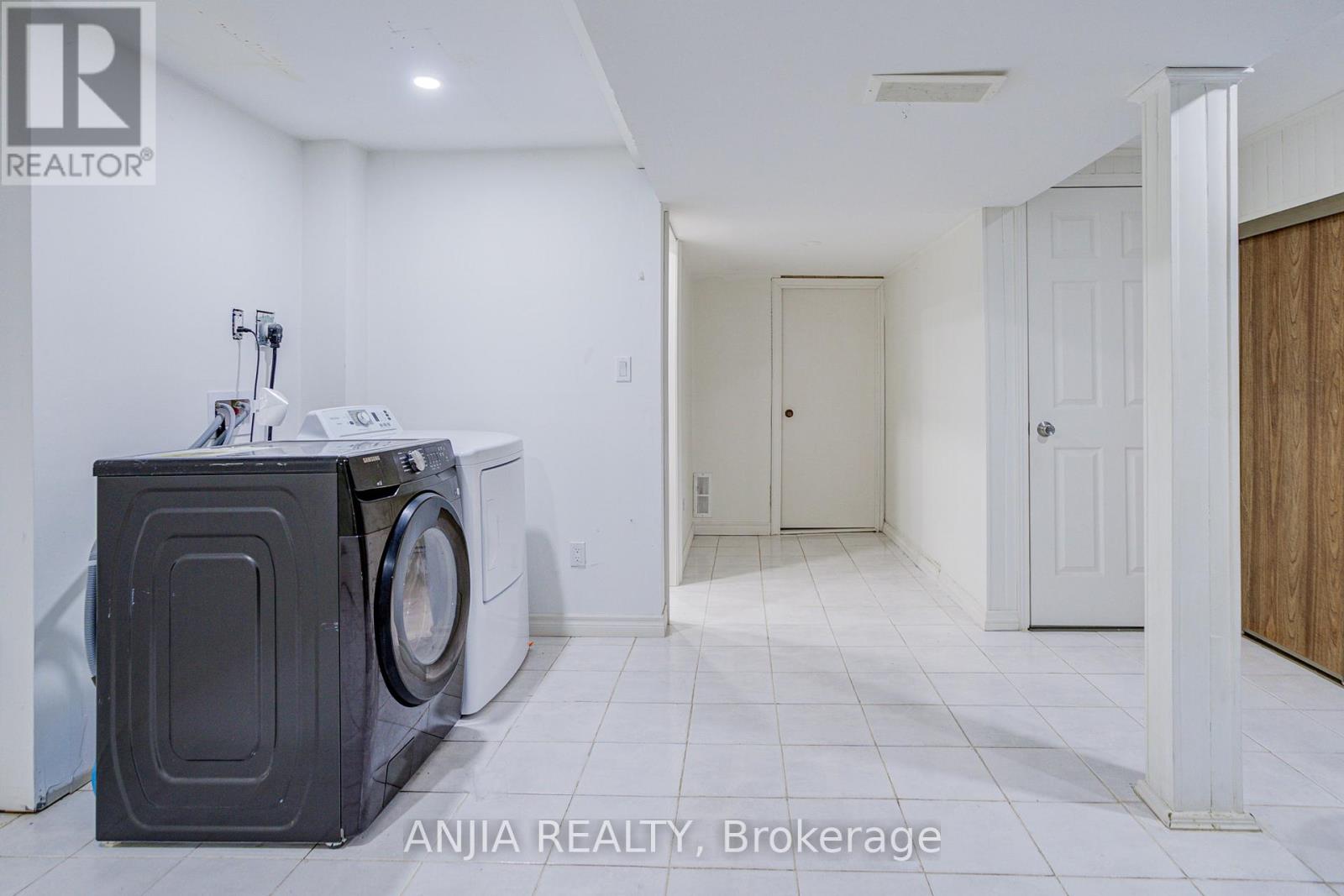 17 Kenborough Court, Markham, Ontario  L3S 3P3 - Photo 38 - N12786866