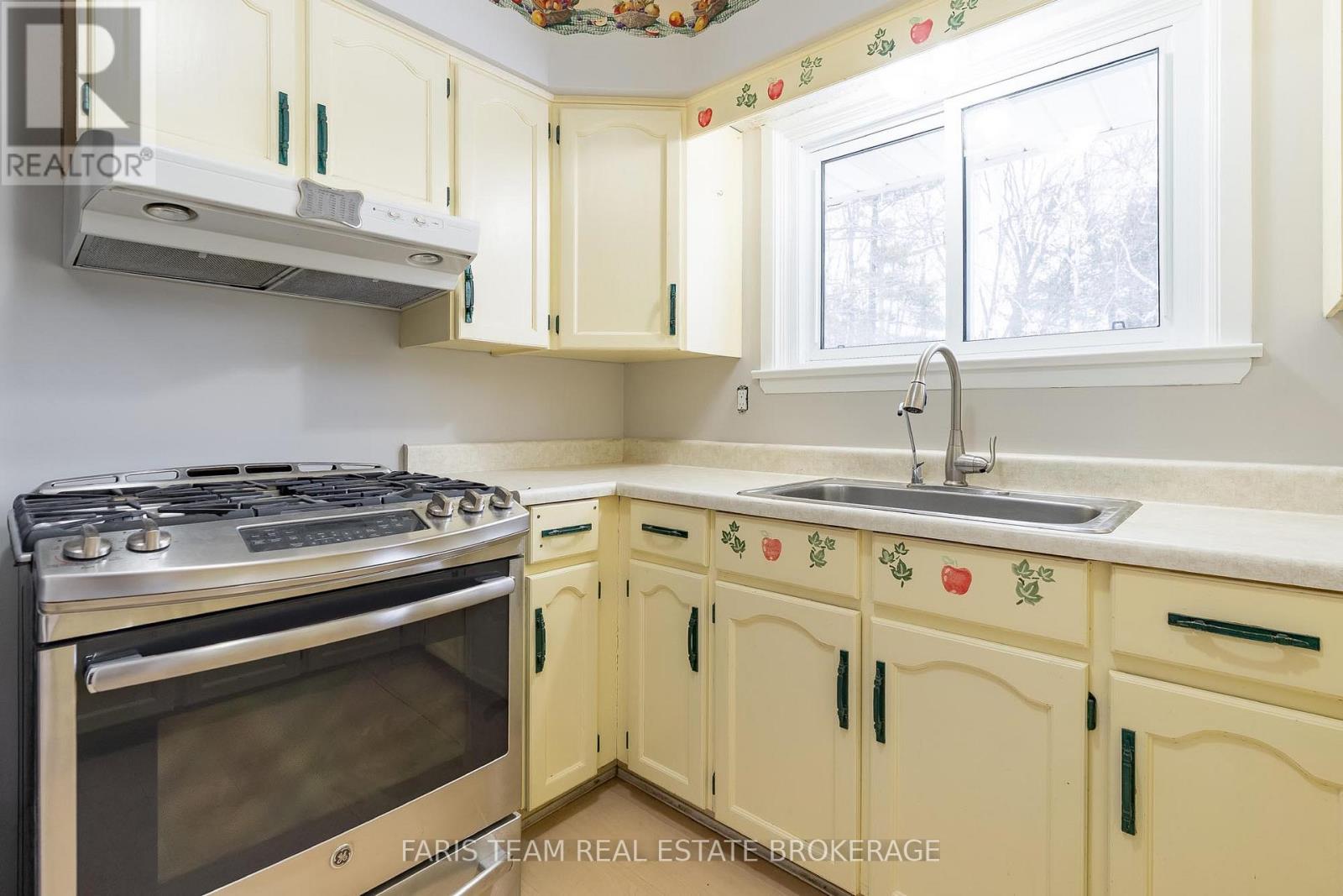 2597 George Johnston Road, Springwater, Ontario  L9X 1C7 - Photo 9 - S12786750