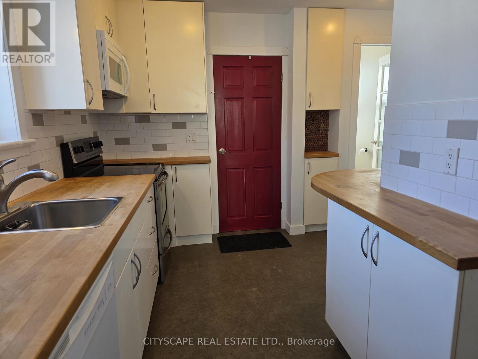 104 Patrick Street, Orillia, Ontario  L3V 5L5 - Photo 11 - S12786758