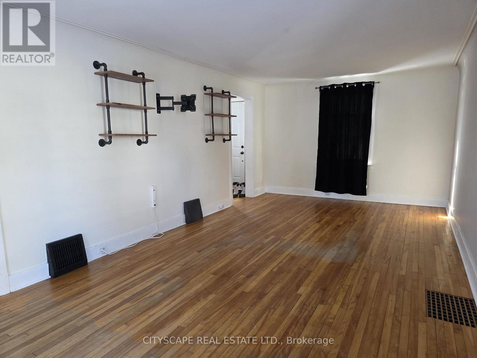 104 Patrick Street, Orillia, Ontario  L3V 5L5 - Photo 16 - S12786758