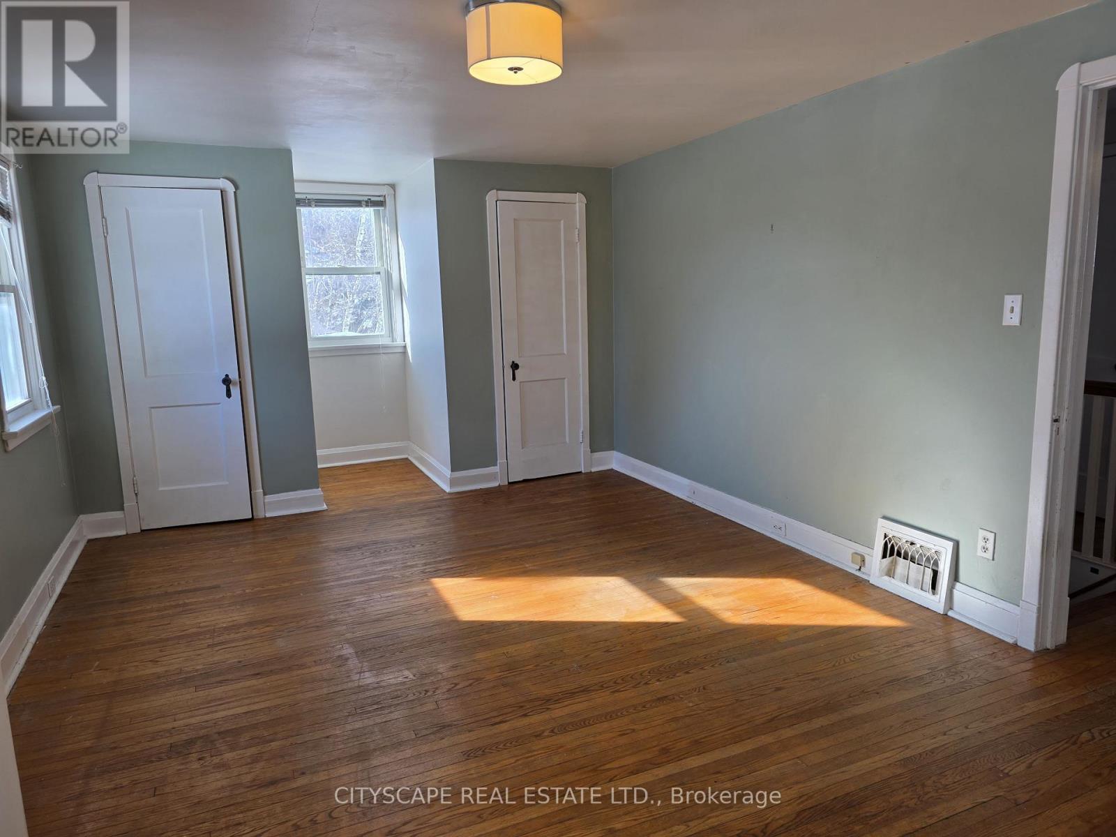 104 Patrick Street, Orillia, Ontario  L3V 5L5 - Photo 25 - S12786758