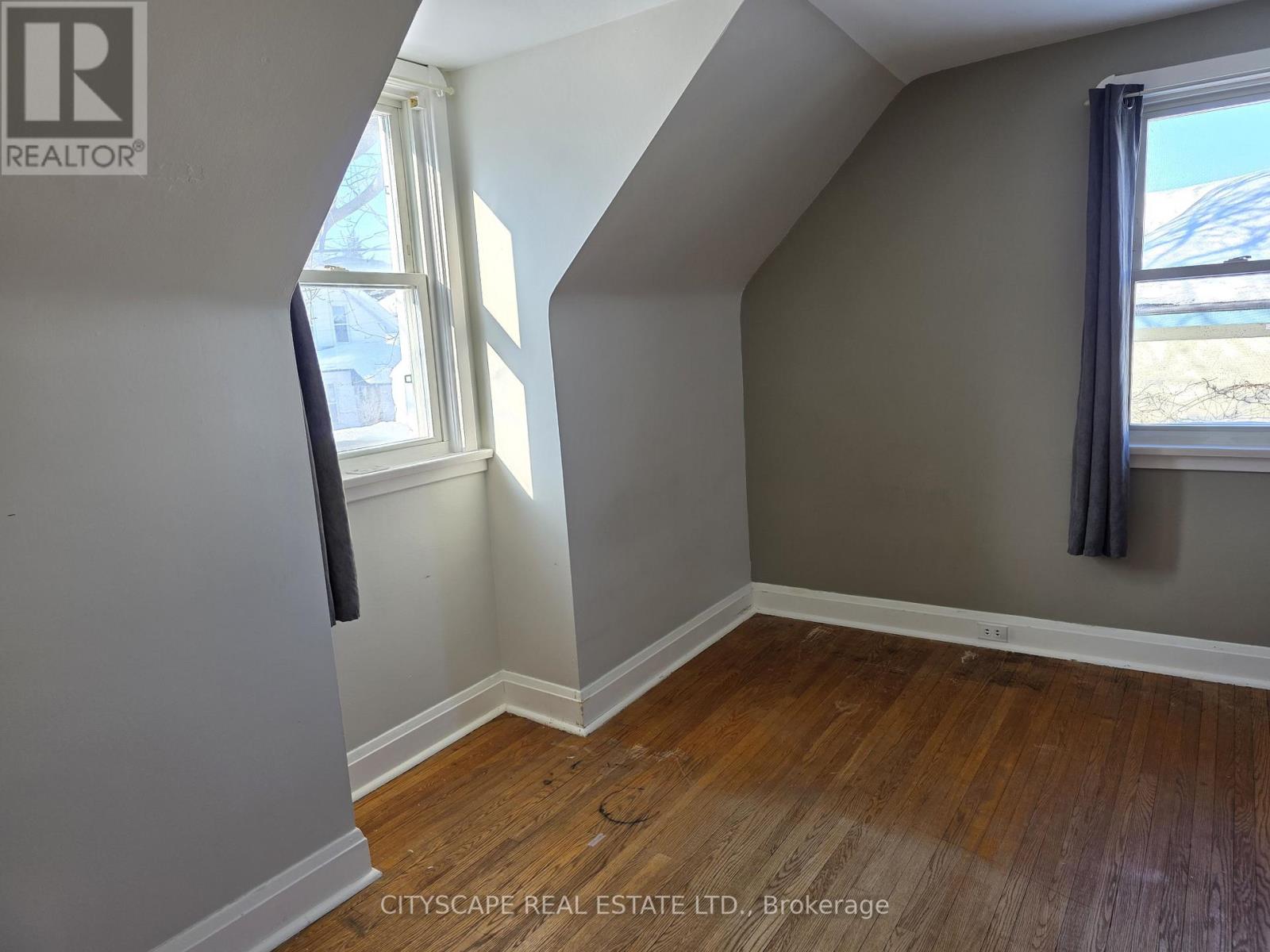 104 Patrick Street, Orillia, Ontario  L3V 5L5 - Photo 31 - S12786758