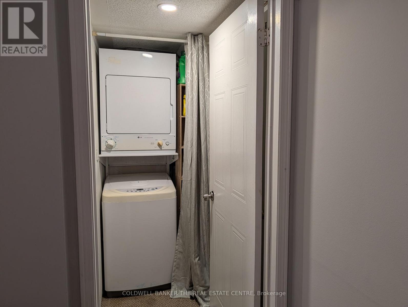 Lower - 64 Athabaska Road, Barrie, Ontario  L4N 8E8 - Photo 11 - S12786792