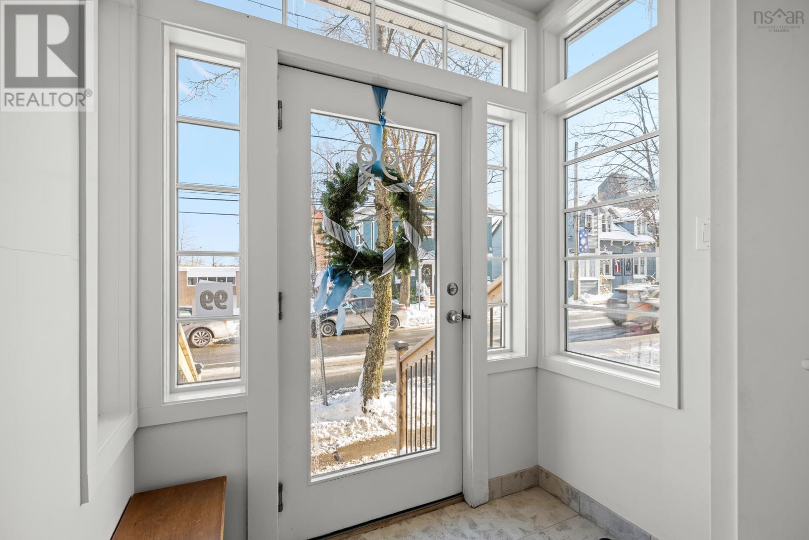 99 Ochterloney Street, Dartmouth, Nova Scotia  B2Y 1C6 - Photo 6 - 202602695