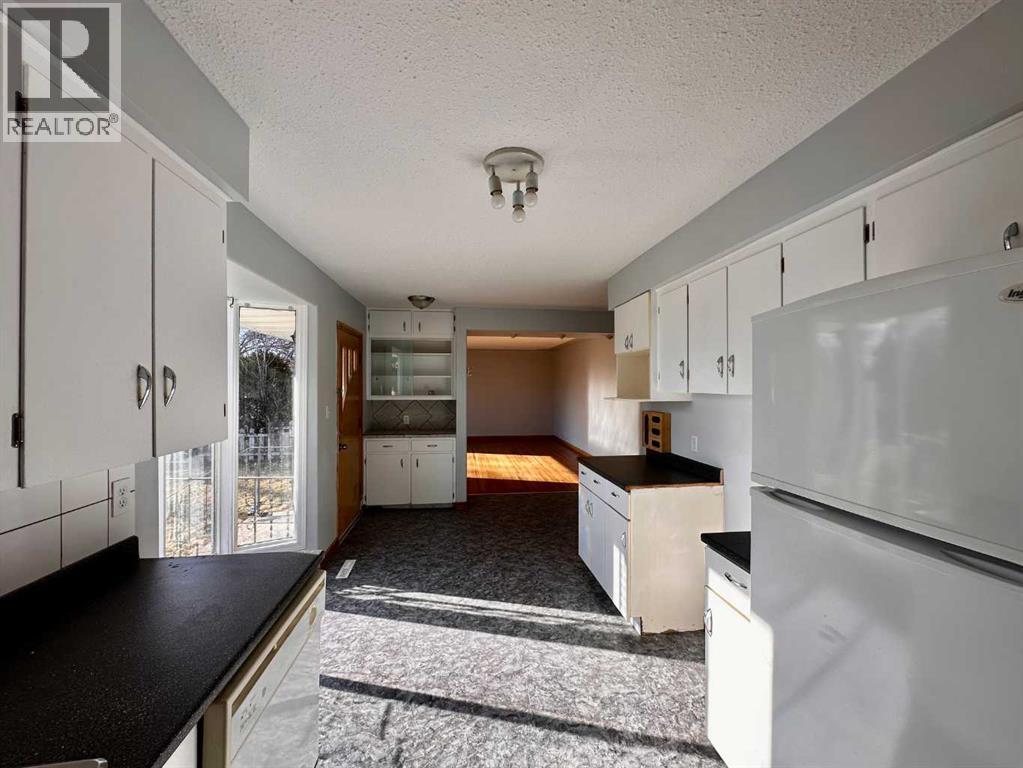 1601 14 Avenue S, Lethbridge, Alberta  T1K 0T6 - Photo 5 - A2285797