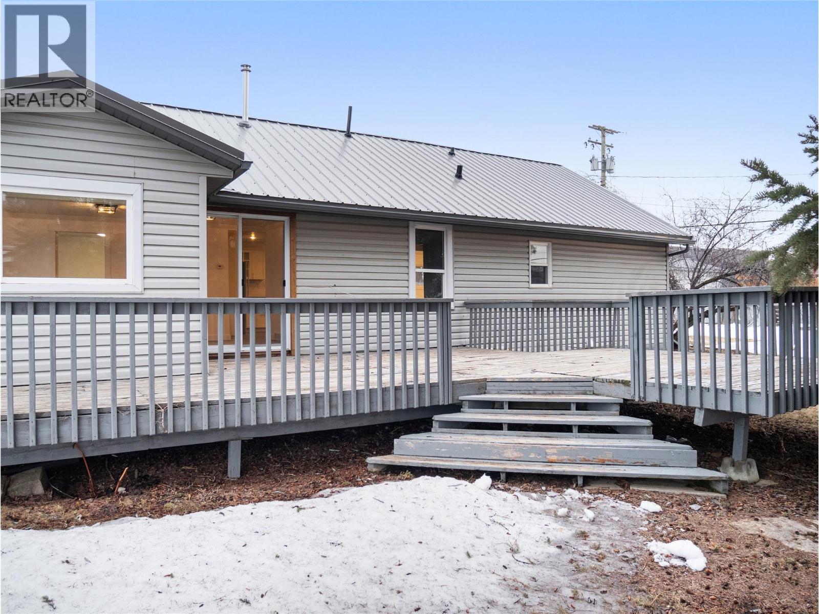 809 95 Avenue, Dawson Creek, British Columbia  V1G 1H6 - Photo 20 - 10375752