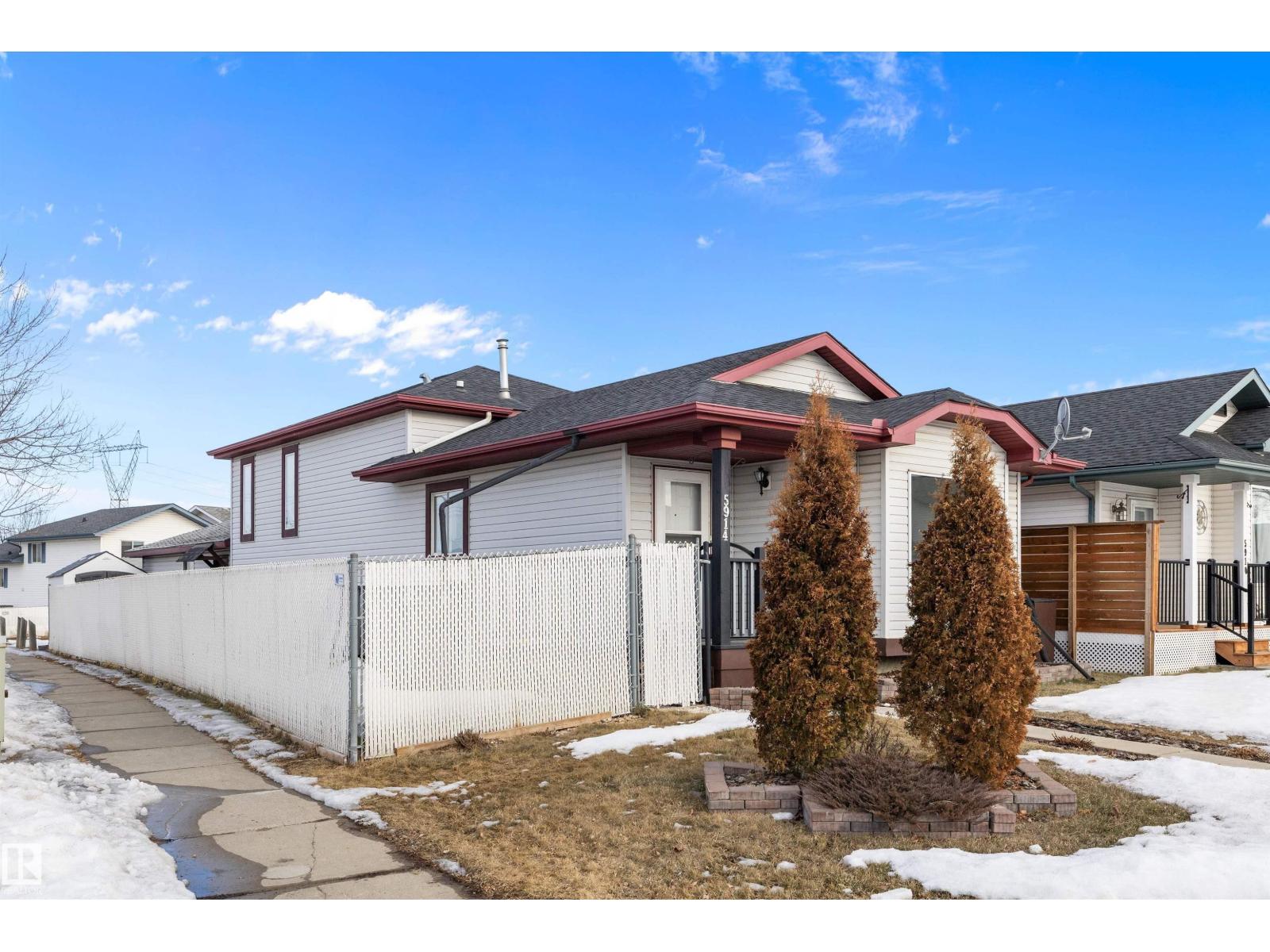 5914 162a Av Nw, Edmonton, Alberta  T5Y 2W2 - Photo 2 - E4473431