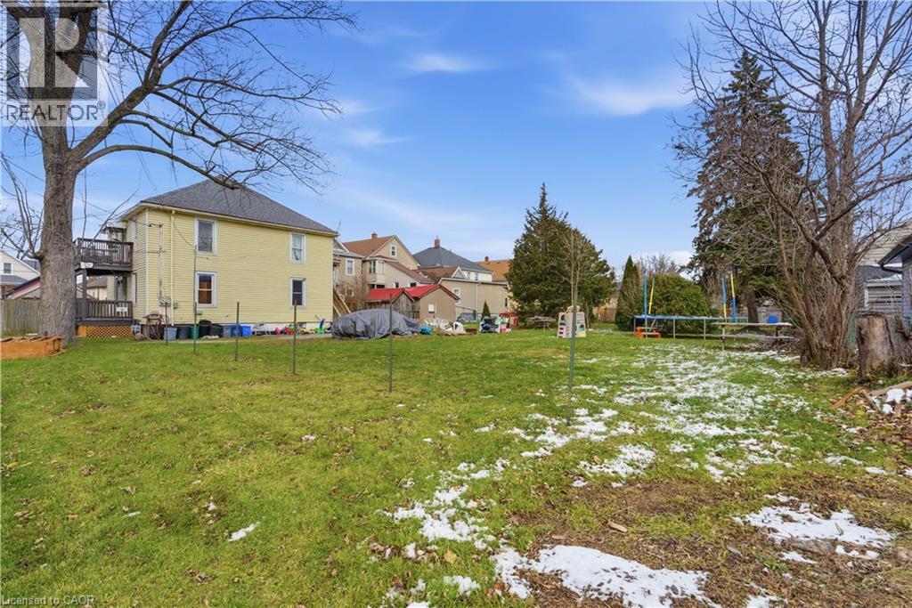 11 Patsy Avenue, Welland, Ontario  L3B 3M1 - Photo 20 - 40792924