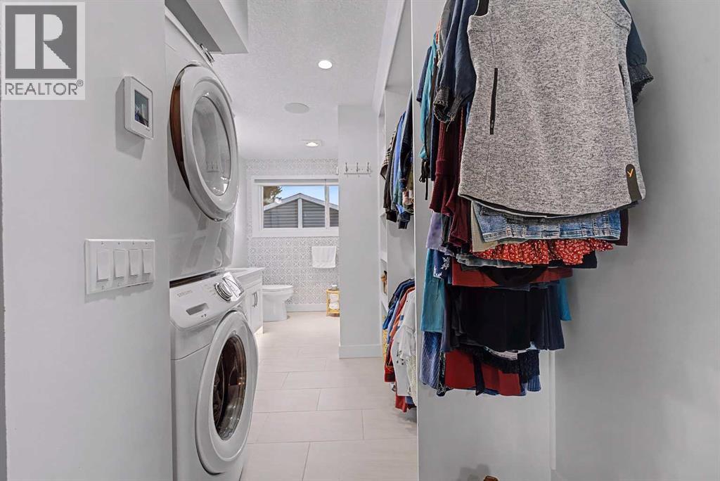 32 Sinclair Crescent Sw, Calgary, Alberta T2W 0L7 - Photo 23 - A2284512