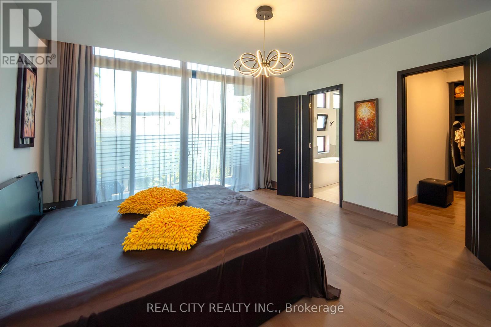 662 Byngmount Avenue, Mississauga, Ontario  L5G 1R4 - Photo 16 - W12786650