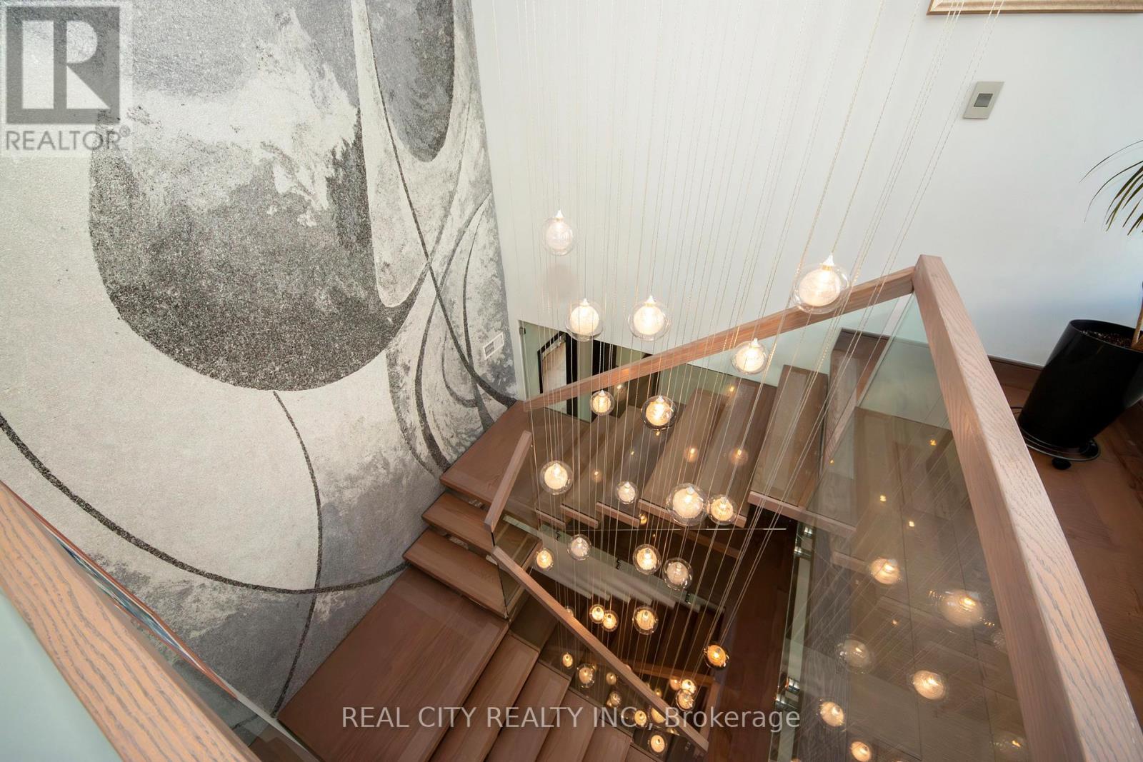 662 Byngmount Avenue, Mississauga, Ontario  L5G 1R4 - Photo 24 - W12786650