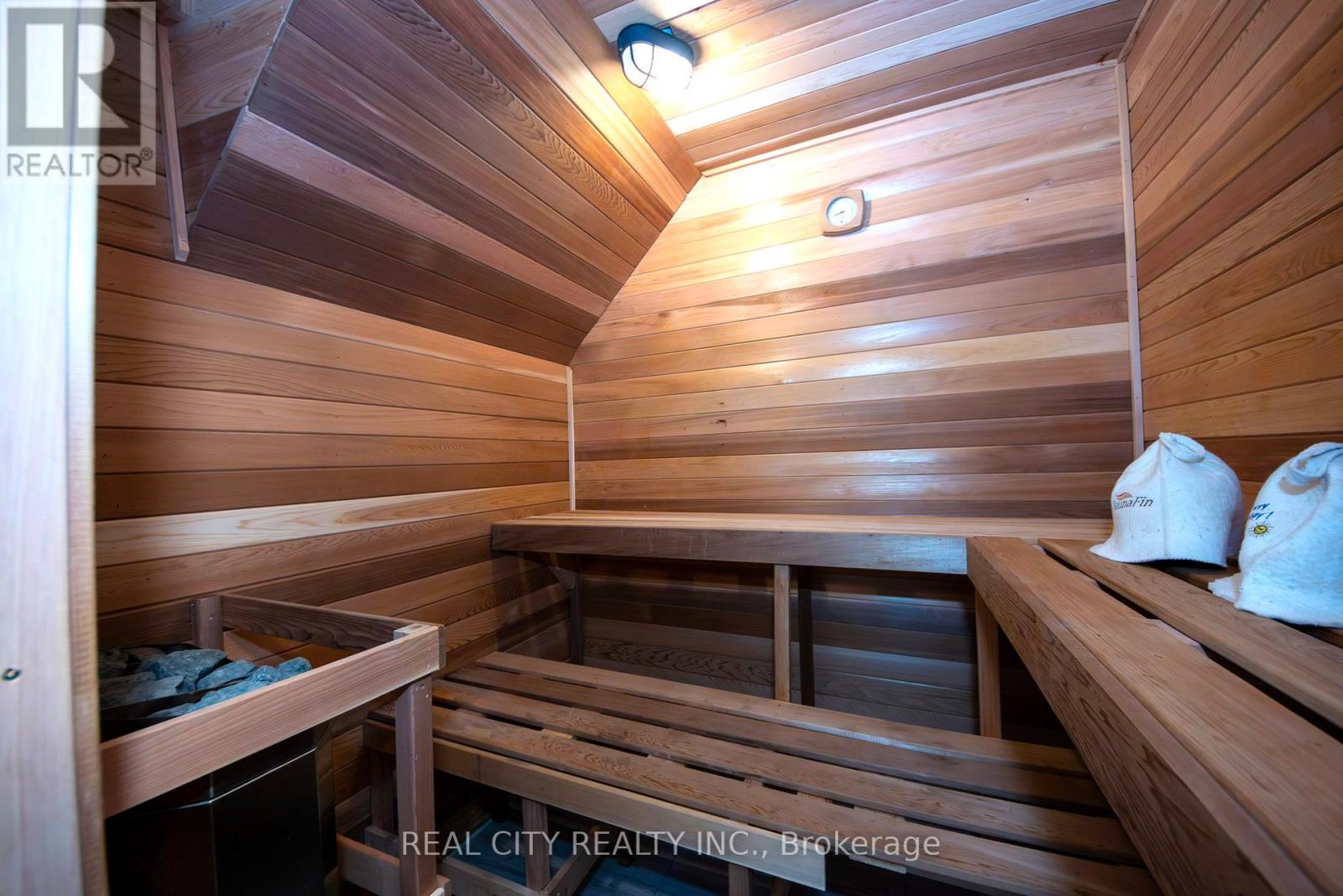 662 Byngmount Avenue, Mississauga, Ontario  L5G 1R4 - Photo 30 - W12786650