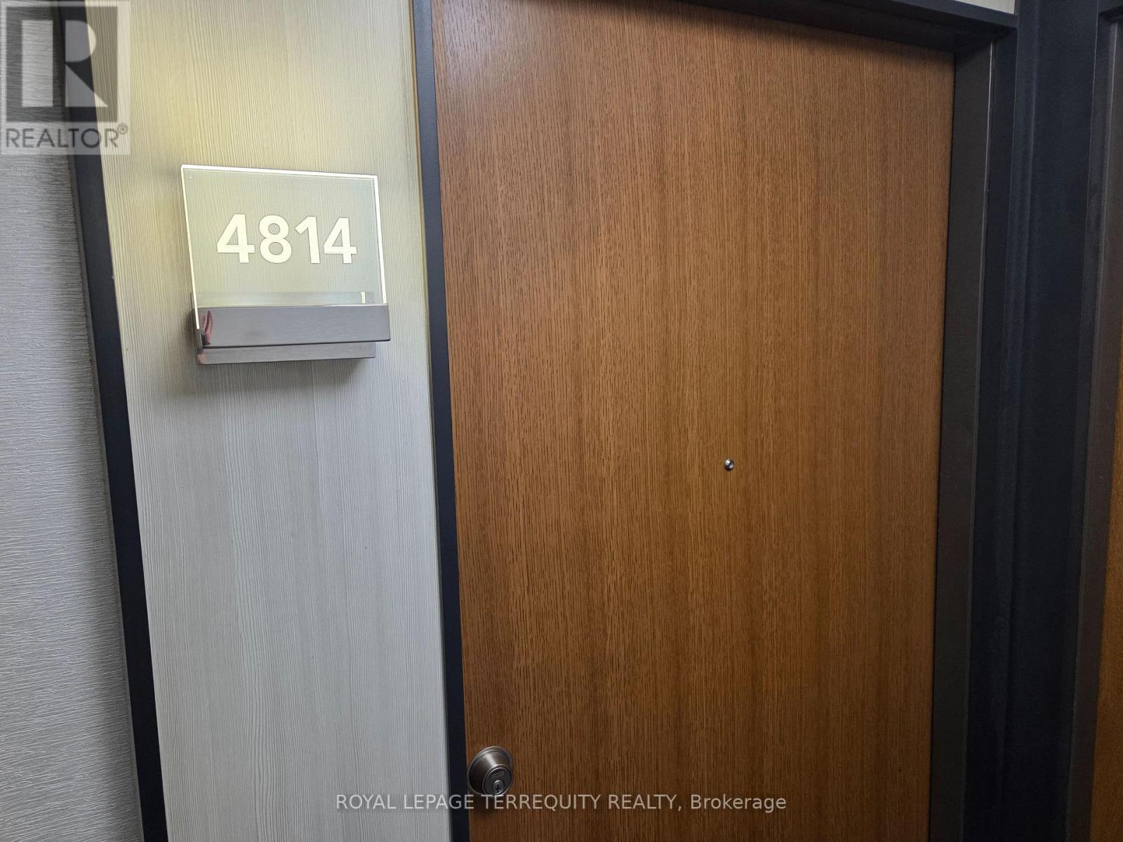 4814 - 30 Shore Breeze Drive, Toronto, Ontario  M8V 0J1 - Photo 2 - W12786652