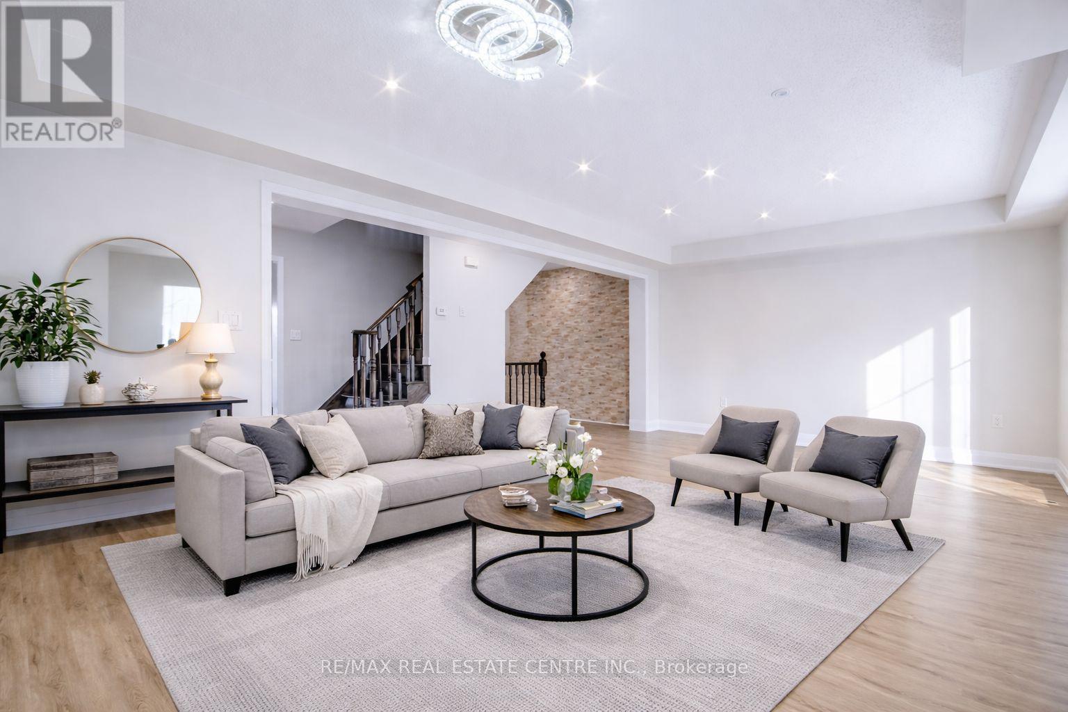 299 Dymott Avenue, Milton, Ontario  L9T 0Z5 - Photo 13 - W12786680