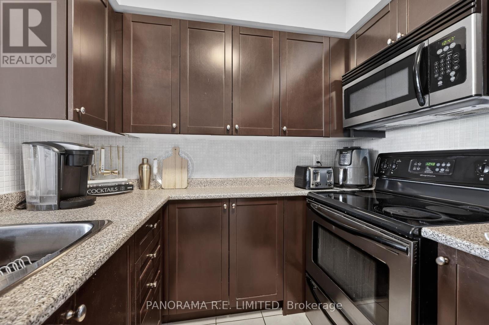 1603 - 225 Sherway Gardens Road, Toronto, Ontario  M9C 0A3 - Photo 9 - W12786746