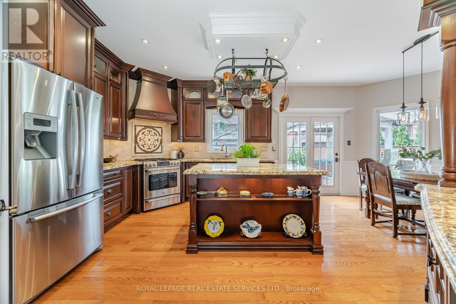 2097 Arbourview Drive, Oakville, Ontario  L6M 3P3 - Photo 13 - W12786760