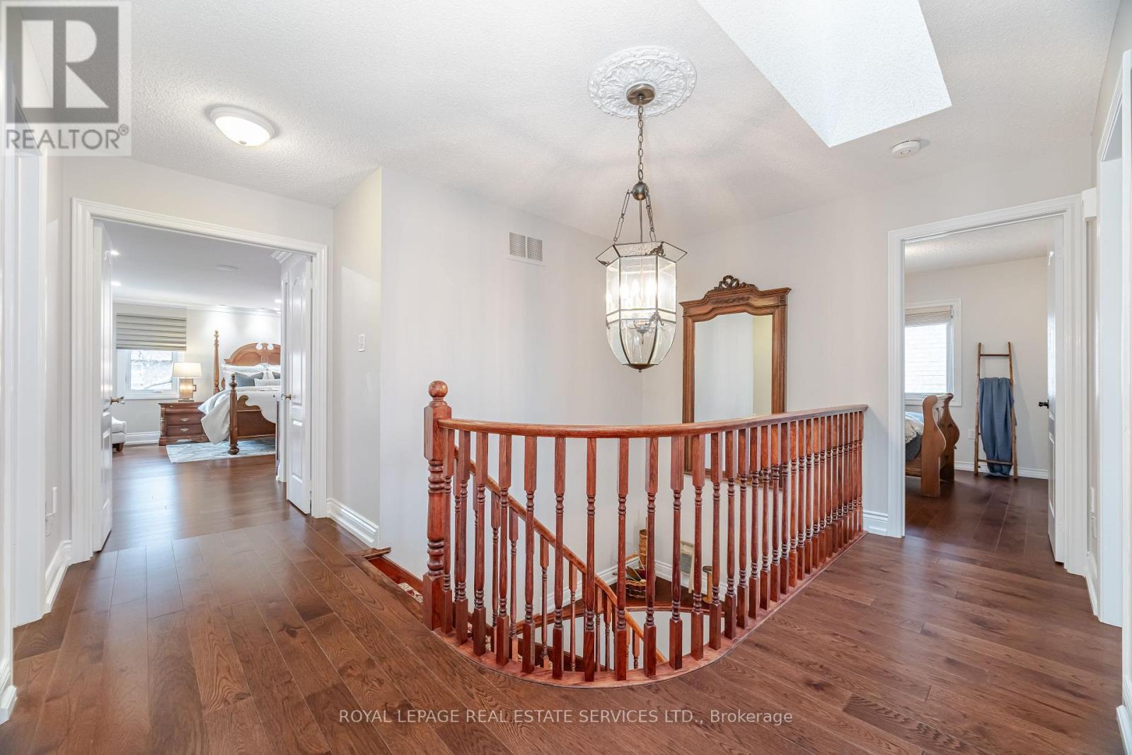 2097 Arbourview Drive, Oakville, Ontario  L6M 3P3 - Photo 19 - W12786760