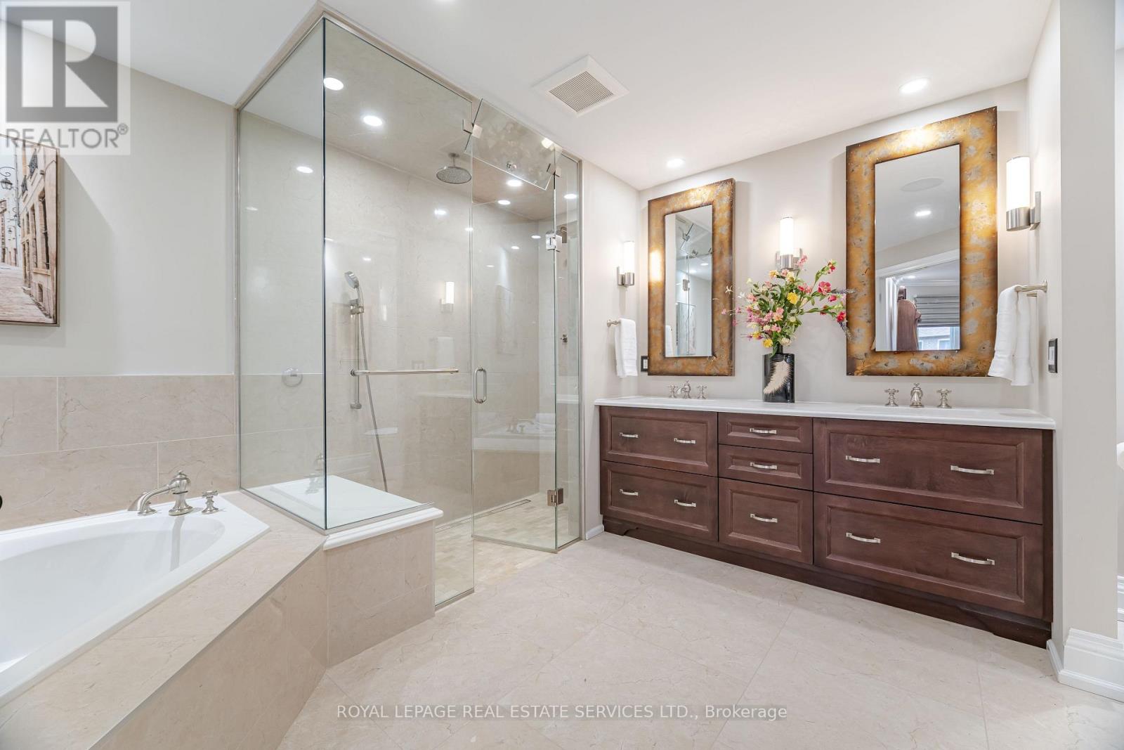 2097 Arbourview Drive, Oakville, Ontario  L6M 3P3 - Photo 22 - W12786760