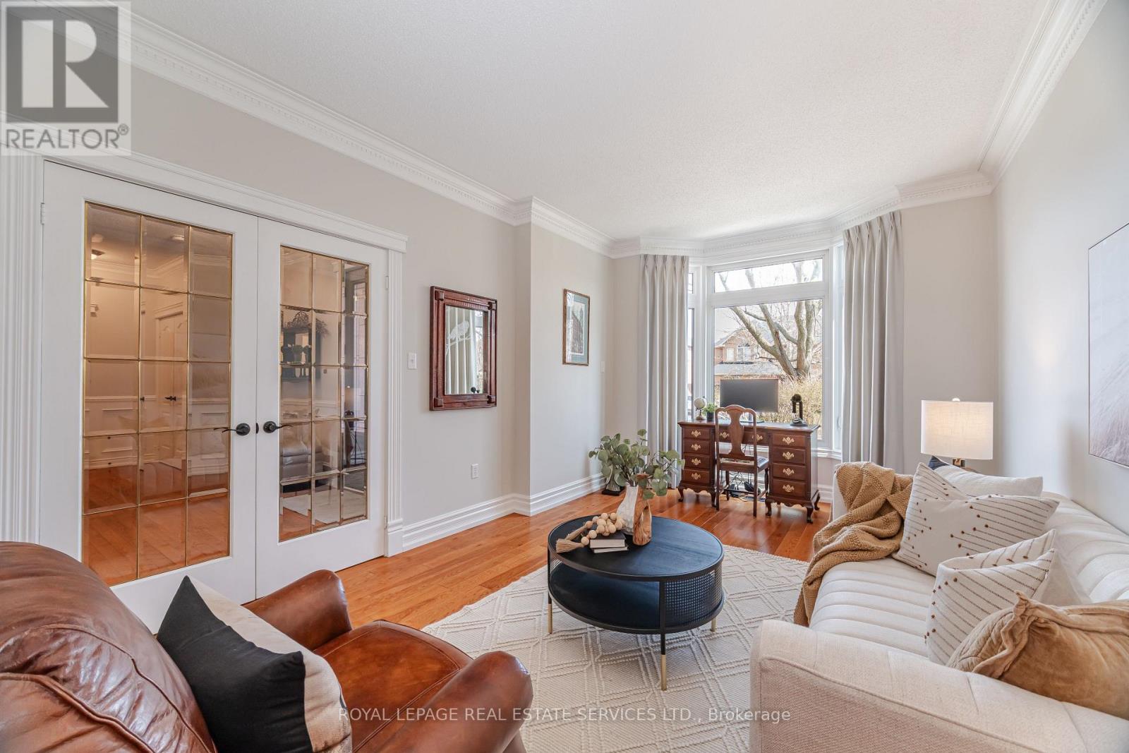 2097 Arbourview Drive, Oakville, Ontario  L6M 3P3 - Photo 4 - W12786760