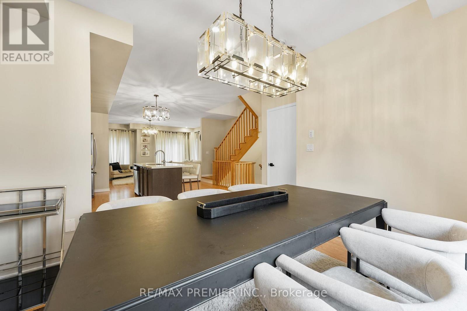 12 Heathrow Lane, Caledon, Ontario  L7E 4M4 - Photo 13 - W12786764