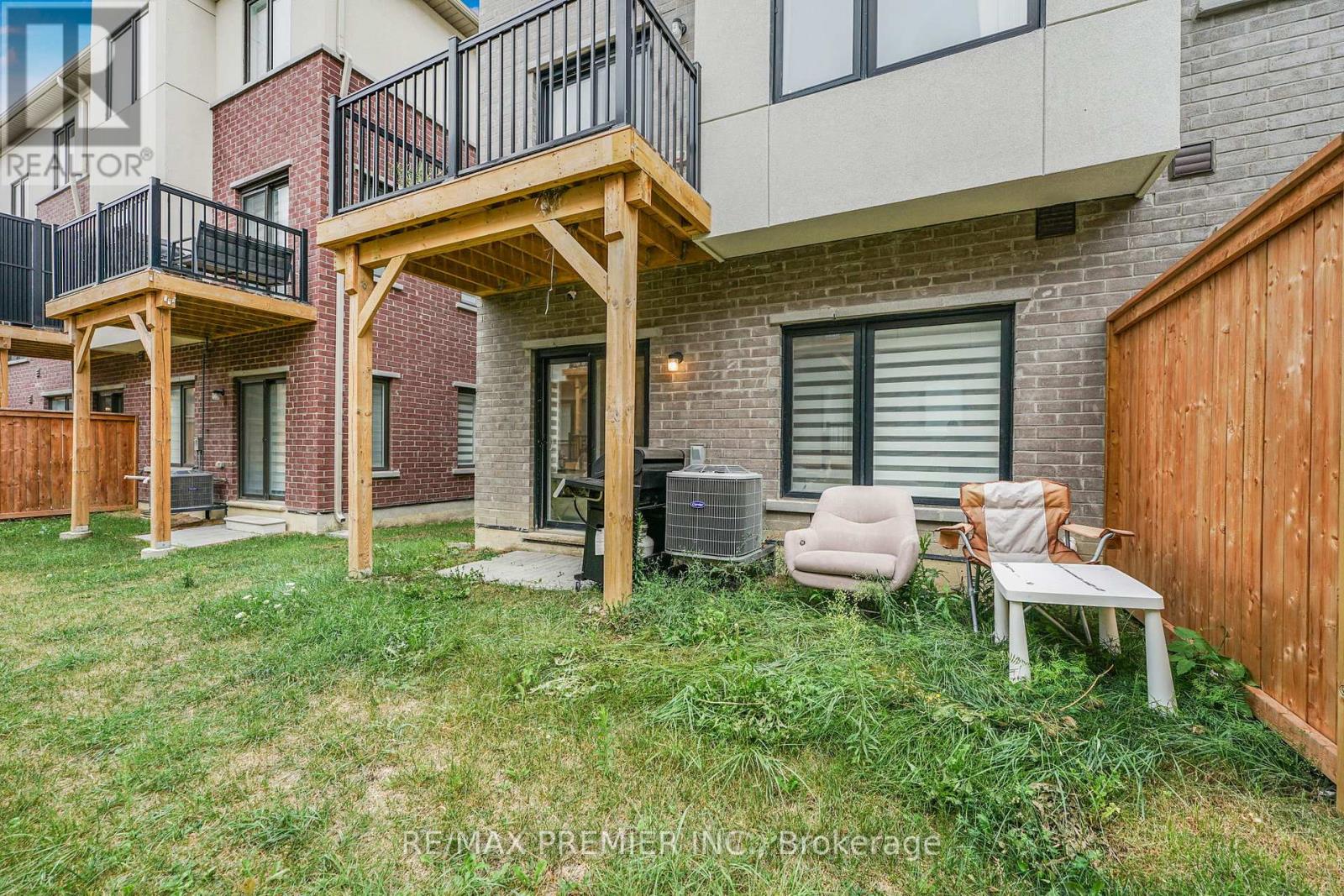 12 Heathrow Lane, Caledon, Ontario  L7E 4M4 - Photo 38 - W12786764