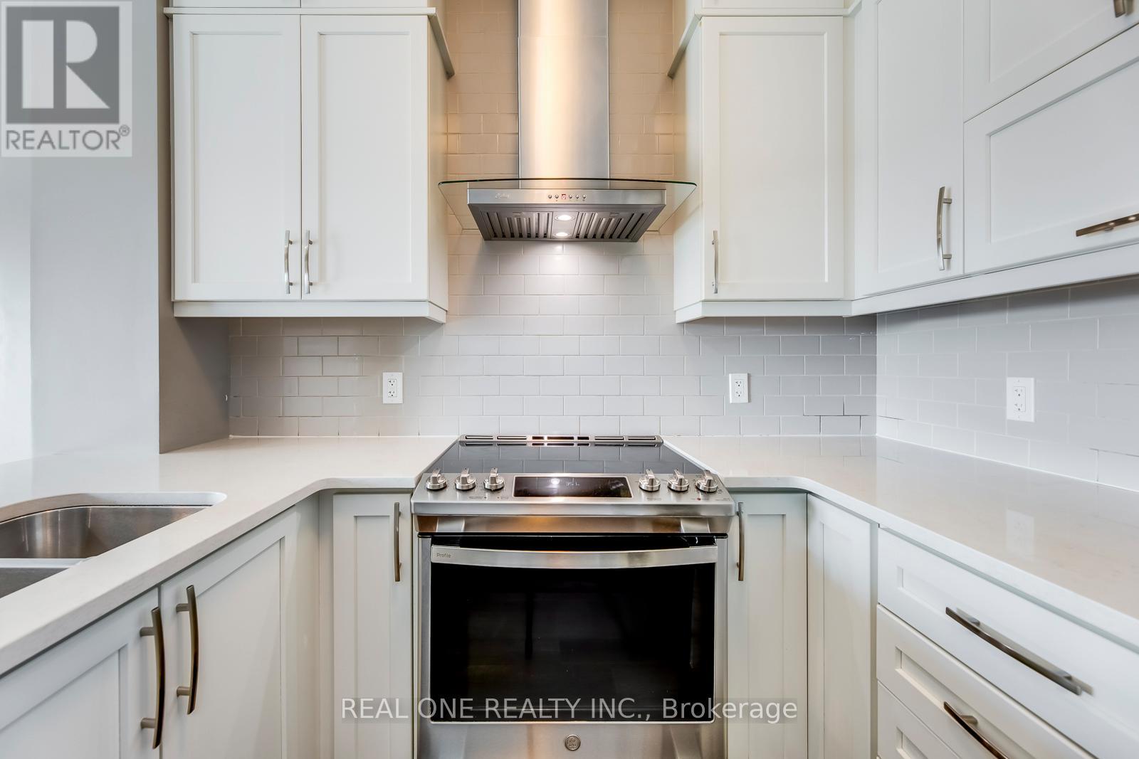 438 - 102 Grovewood Common, Oakville, Ontario  L6H 0X2 - Photo 21 - W12786842