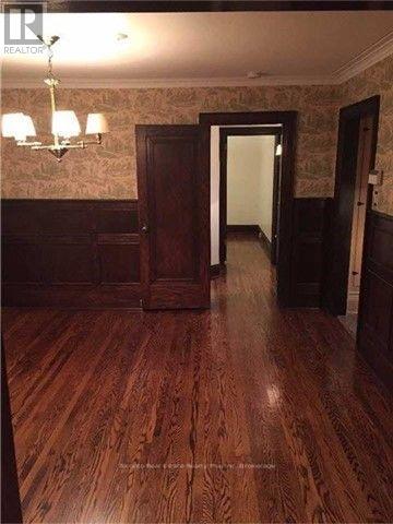 58 Brentwood Road, Toronto, Ontario  M8Z 3N5 - Photo 7 - W12786848