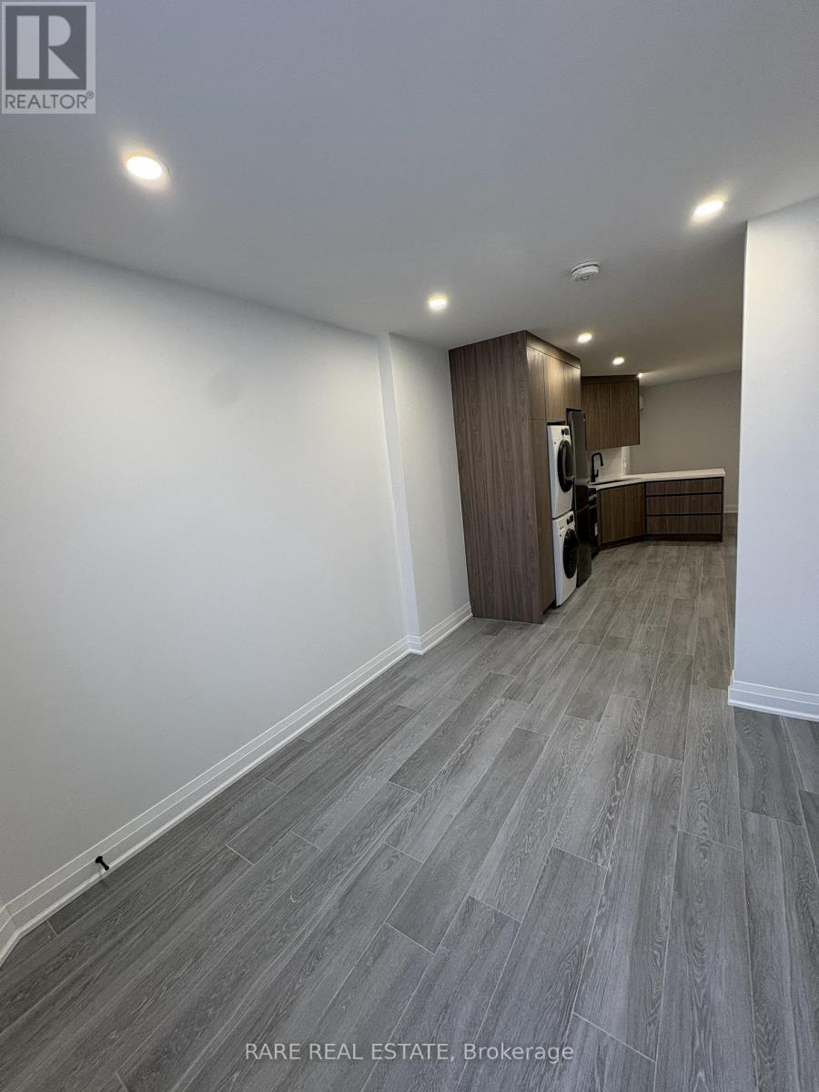 B (Main) - 783 Dovercourt Road, Toronto, Ontario  M6H 2X1 - Photo 15 - W12786854