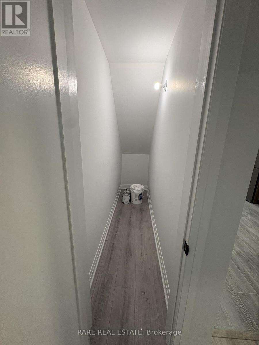 B (Main) - 783 Dovercourt Road, Toronto, Ontario  M6H 2X1 - Photo 21 - W12786854