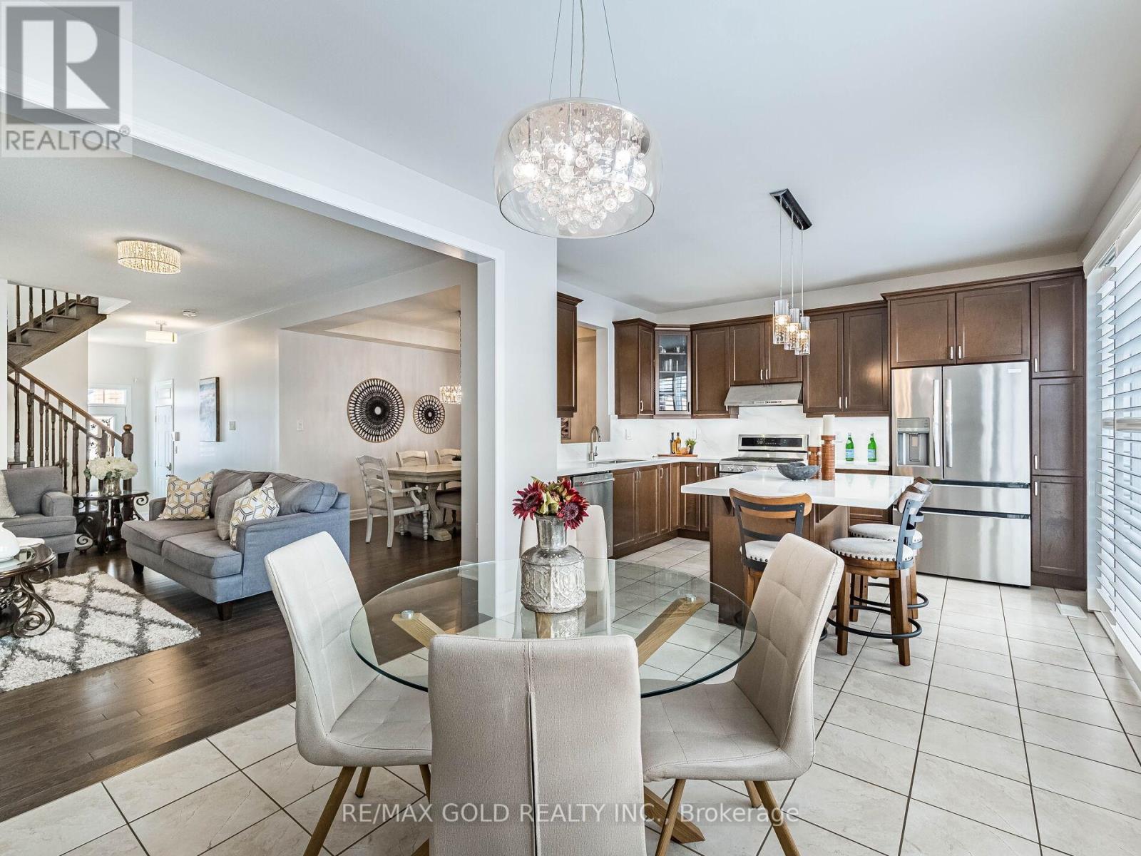 90 Stedford Crescent, Brampton, Ontario  L7A 4P7 - Photo 12 - W12786856