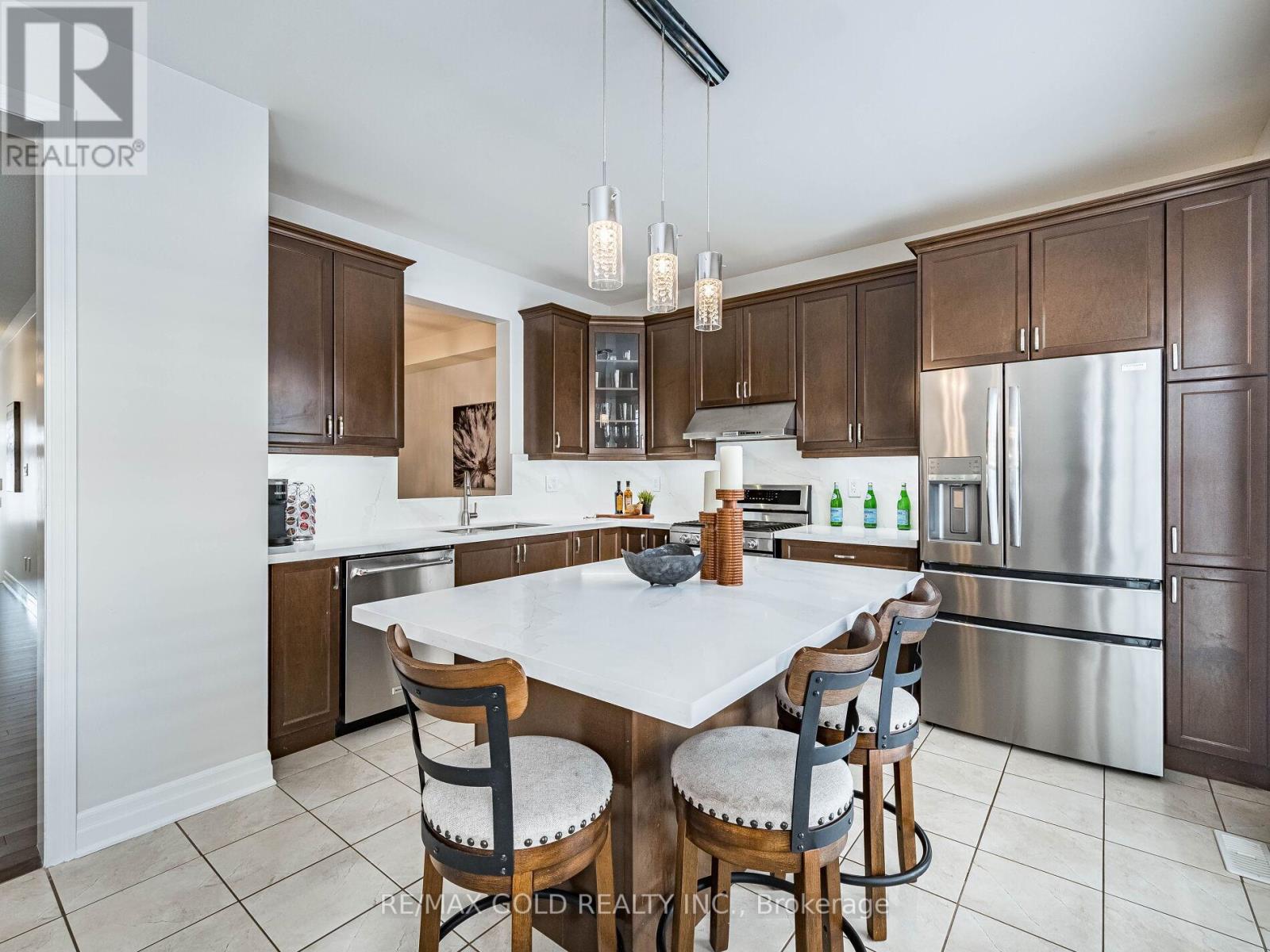 90 Stedford Crescent, Brampton, Ontario  L7A 4P7 - Photo 15 - W12786856