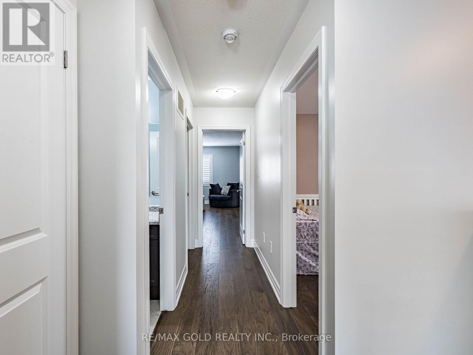 90 Stedford Crescent, Brampton, Ontario  L7A 4P7 - Photo 19 - W12786856