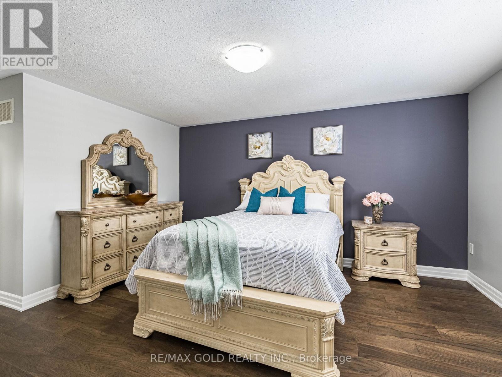 90 Stedford Crescent, Brampton, Ontario  L7A 4P7 - Photo 20 - W12786856