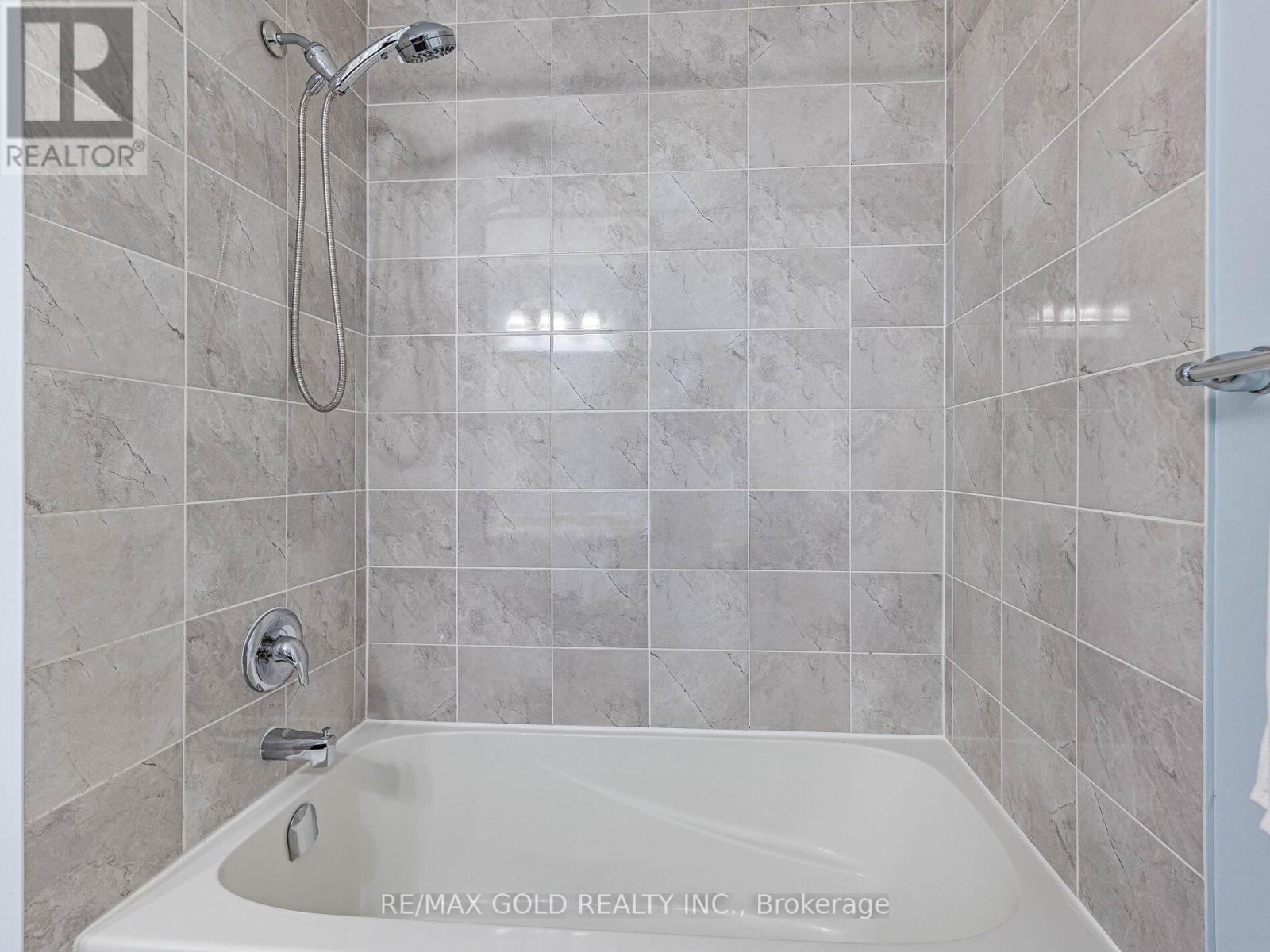 90 Stedford Crescent, Brampton, Ontario  L7A 4P7 - Photo 33 - W12786856