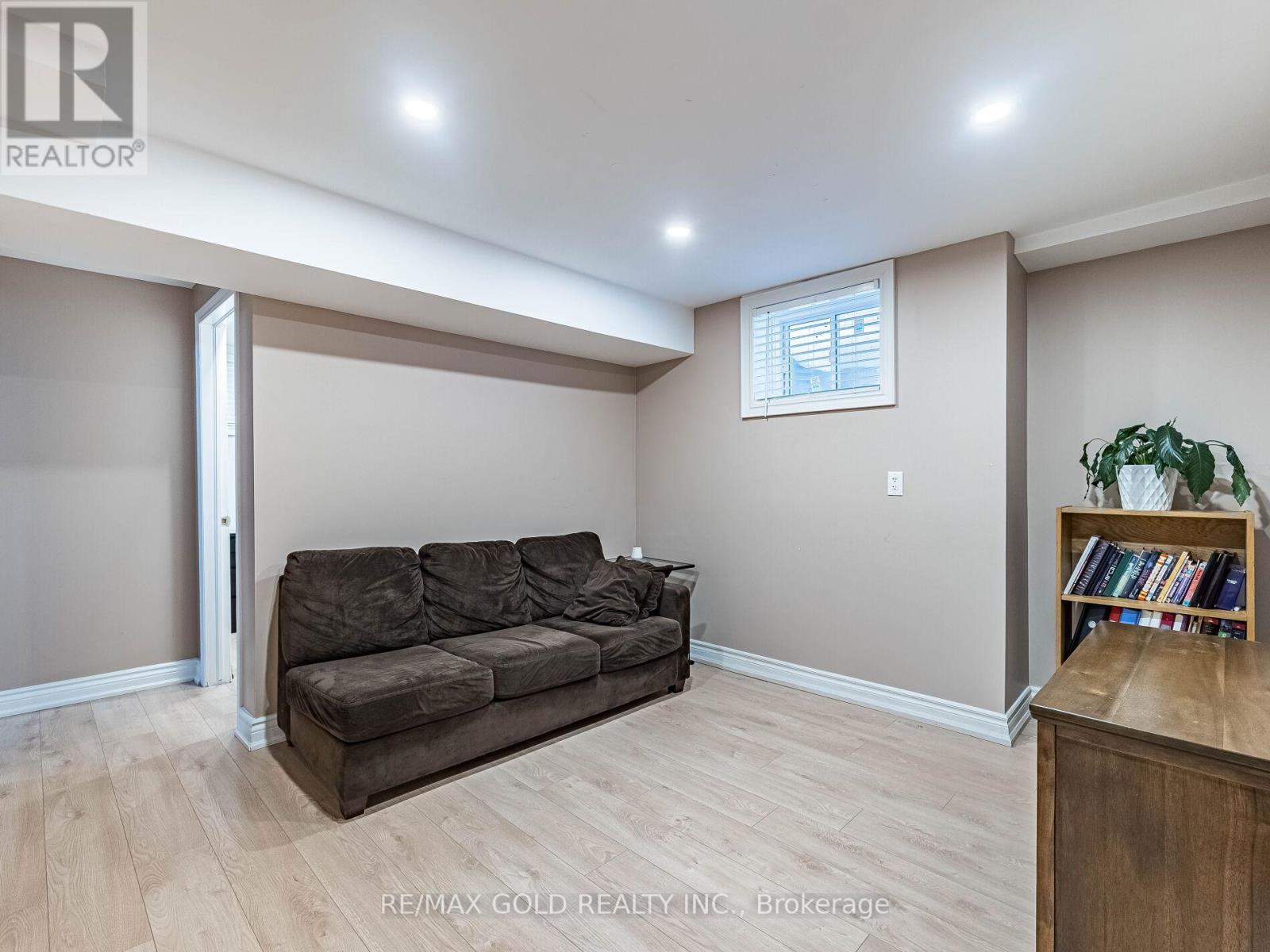 90 Stedford Crescent, Brampton, Ontario  L7A 4P7 - Photo 37 - W12786856