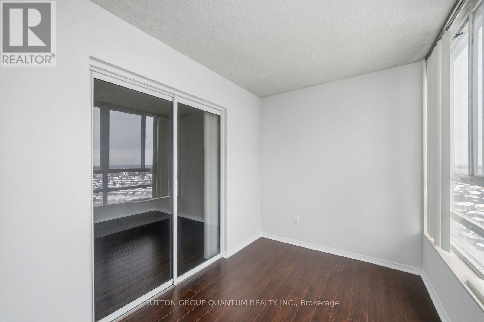 1602 - 50 Kingsbridge Garden, Mississauga, Ontario  L5R 1Y2 - Photo 14 - W12786874