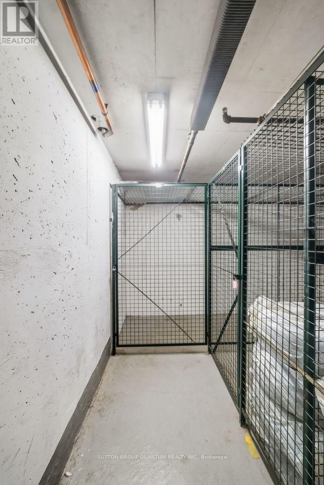 1602 - 50 Kingsbridge Garden, Mississauga, Ontario  L5R 1Y2 - Photo 19 - W12786874