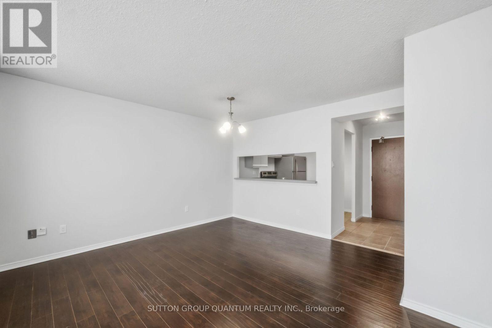 1602 - 50 Kingsbridge Garden, Mississauga, Ontario  L5R 1Y2 - Photo 4 - W12786874