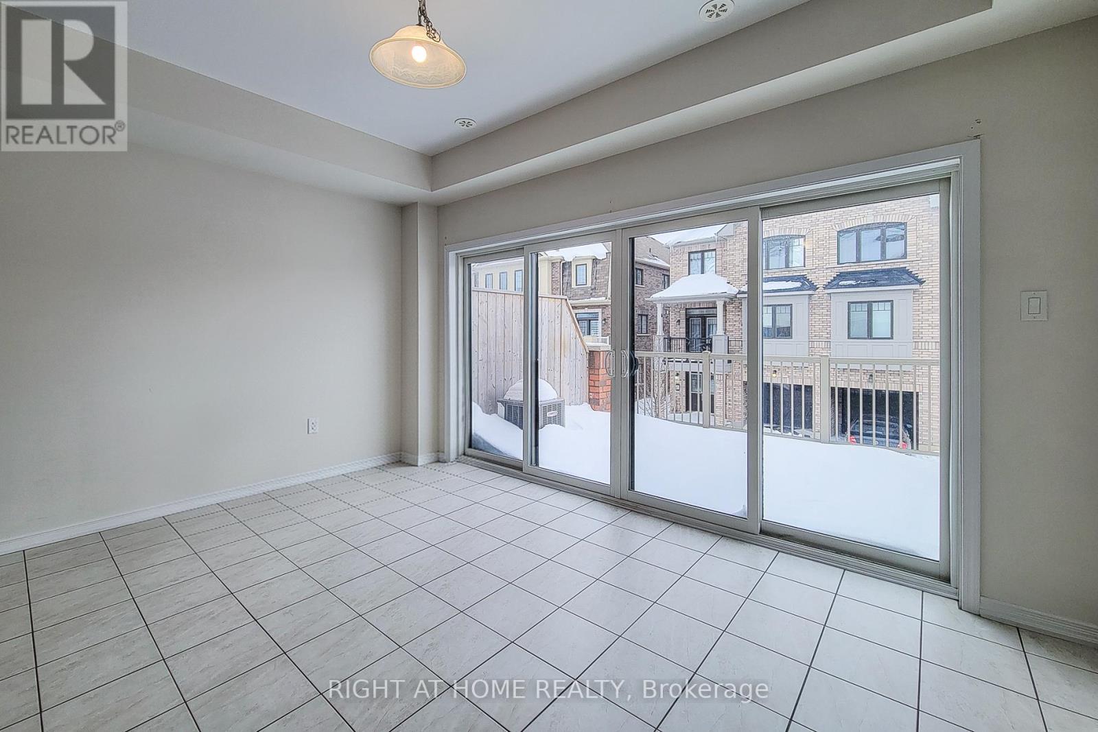 U#33 - 8317 Mulberry Drive, Niagara Falls, Ontario  L2H 3S9 - Photo 18 - X12785768