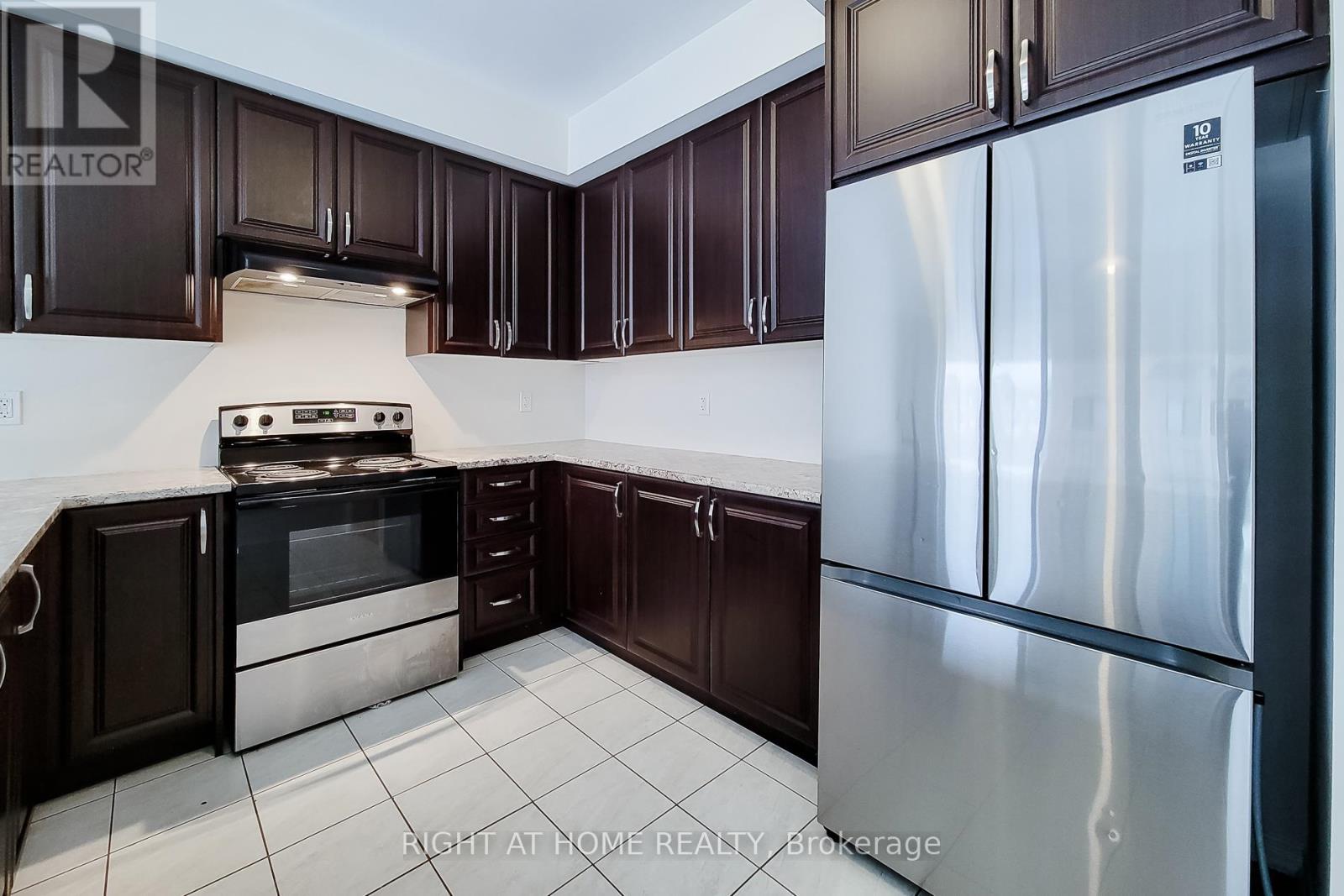 U#33 - 8317 Mulberry Drive, Niagara Falls, Ontario  L2H 3S9 - Photo 21 - X12785768