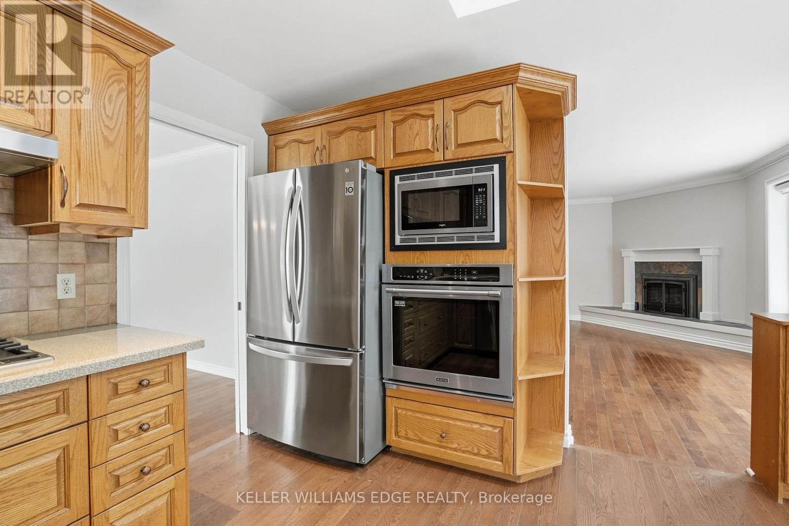 11 Mays Crescent, Hamilton, Ontario  L0R 2H4 - Photo 10 - X12786744