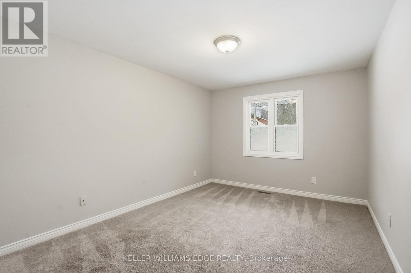 11 Mays Crescent, Hamilton, Ontario  L0R 2H4 - Photo 24 - X12786744