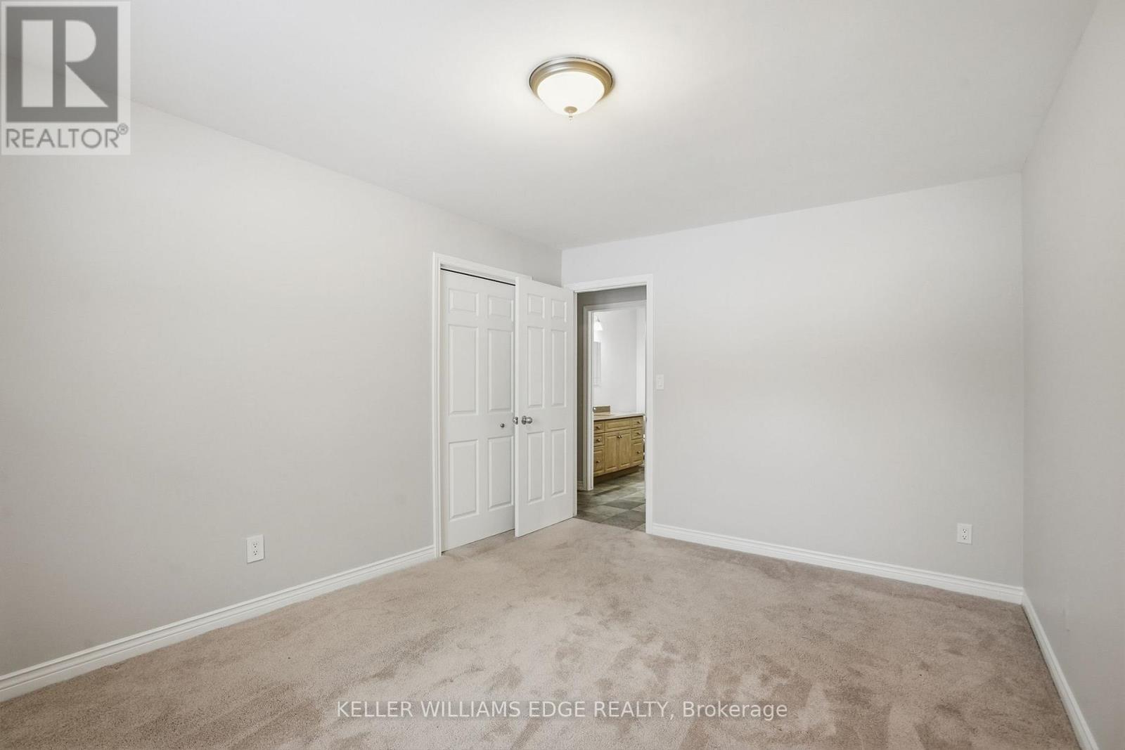 11 Mays Crescent, Hamilton, Ontario  L0R 2H4 - Photo 25 - X12786744