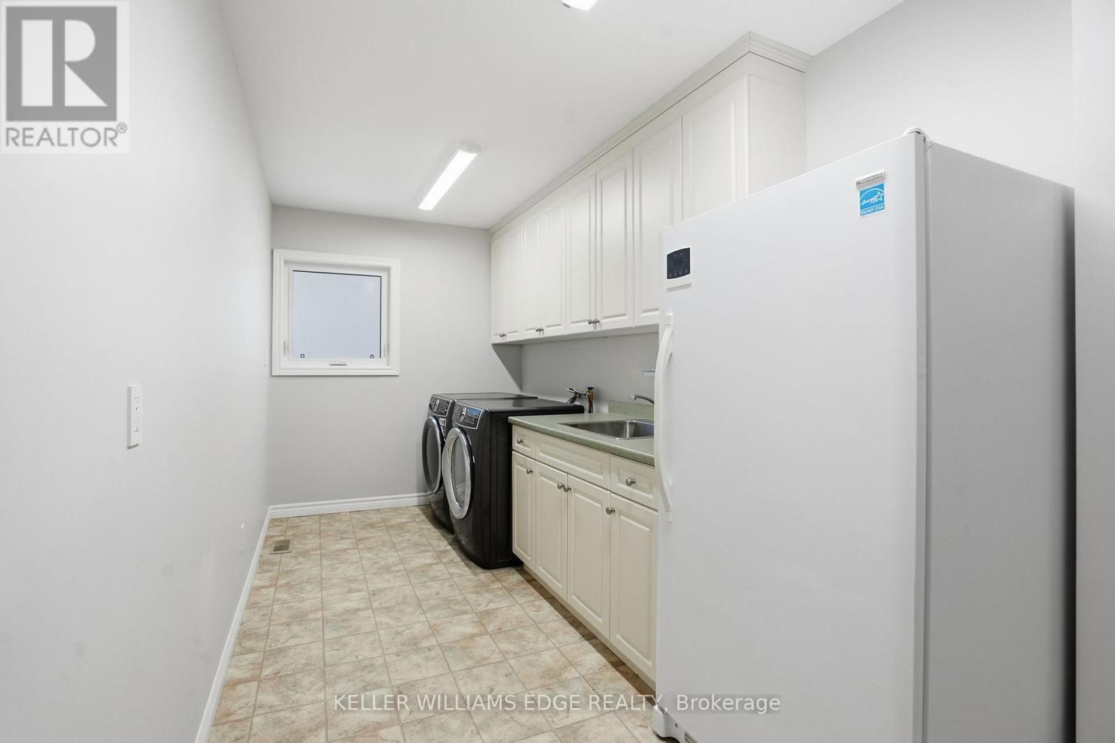 11 Mays Crescent, Hamilton, Ontario  L0R 2H4 - Photo 30 - X12786744