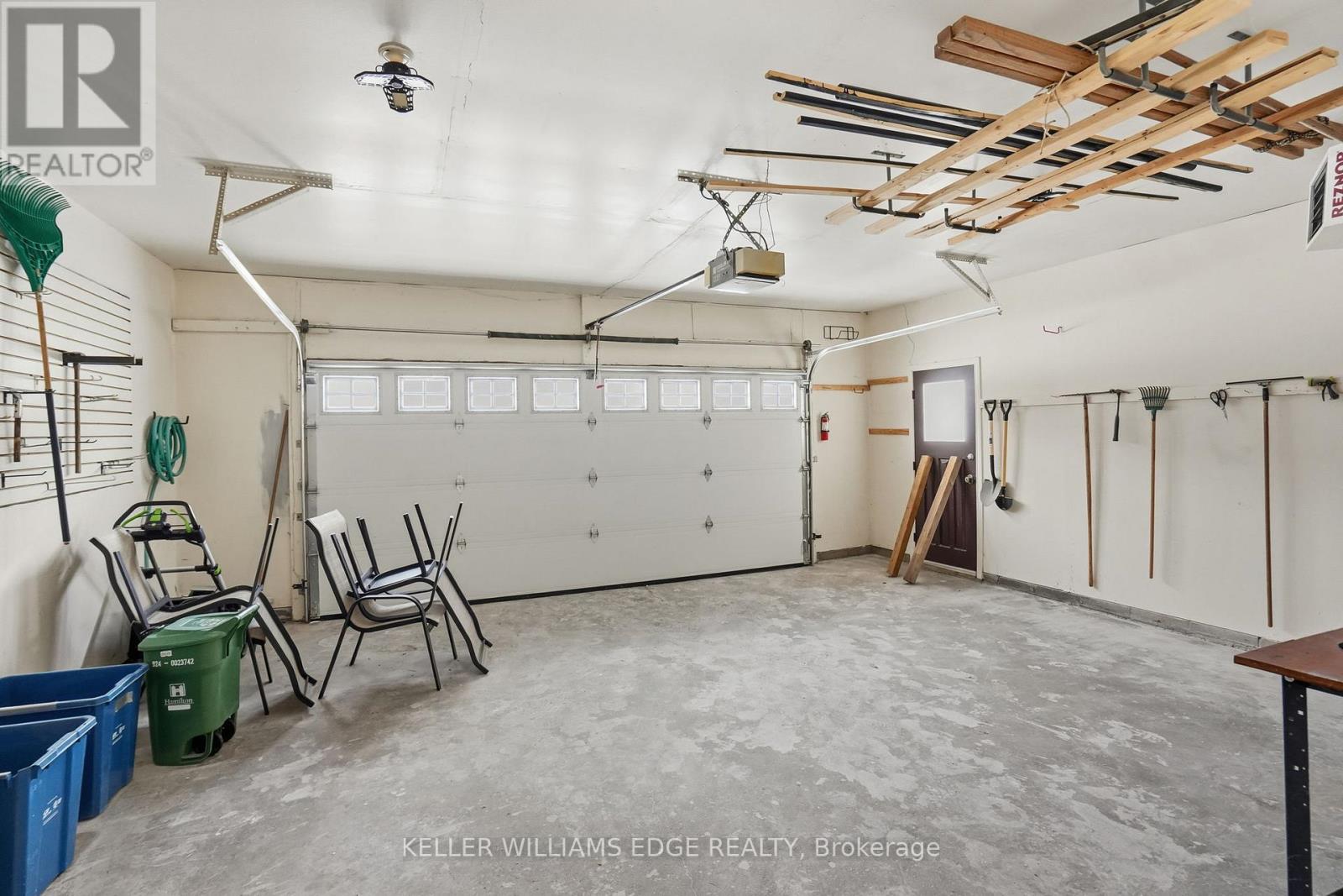 11 Mays Crescent, Hamilton, Ontario  L0R 2H4 - Photo 41 - X12786744