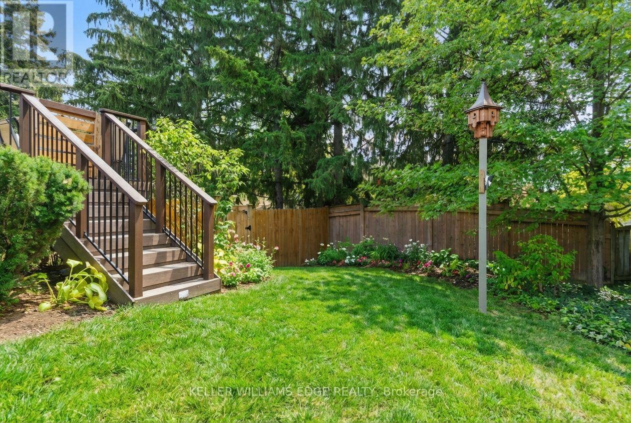 11 Mays Crescent, Hamilton, Ontario  L0R 2H4 - Photo 48 - X12786744