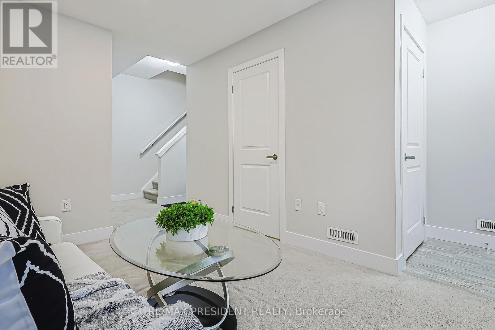 132 - 1960 Dalmagarry Road, London North, Ontario  N6G 0T8 - Photo 7 - X12786794