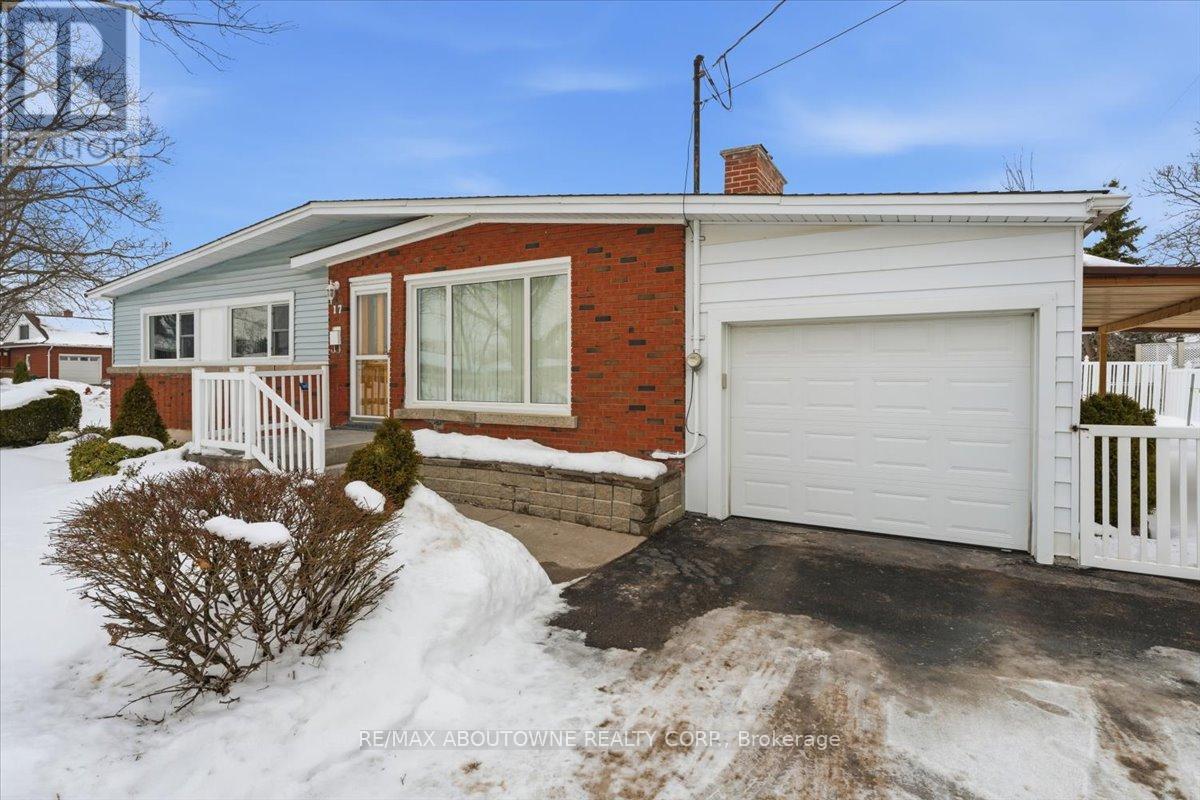 17 Oakmount Road, Welland, Ontario  L3C 4X9 - Photo 3 - X12786816