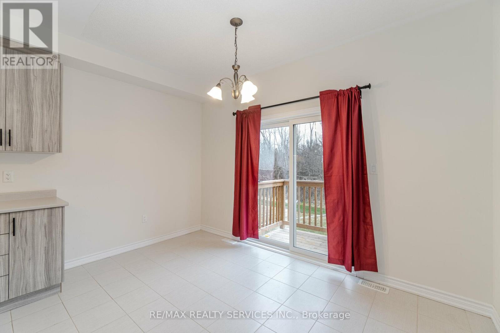 77 Tumblewood Place, Welland, Ontario  L3B 0J3 - Photo 8 - X12786860