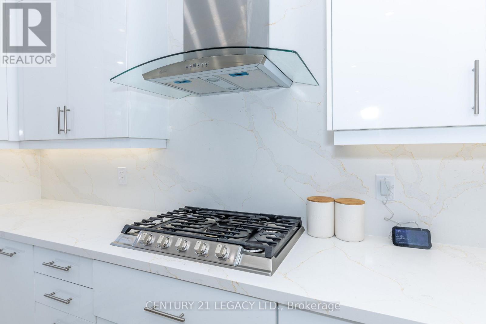 34 Cannington Crescent, Brampton, Ontario  L6X 2Y5 - Photo 18 - W12785820